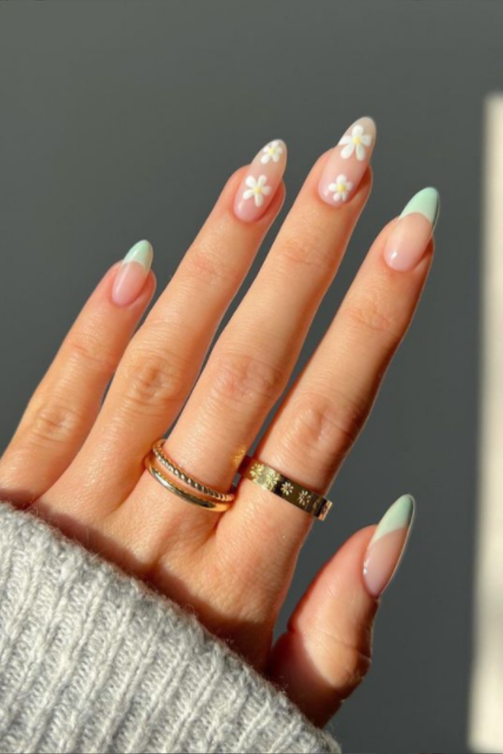 20 aesthetic nail art designs